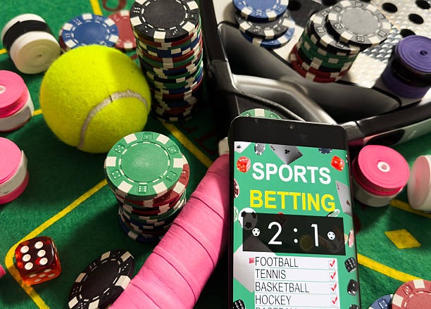 Roulette wheel spinning with Cash Out option